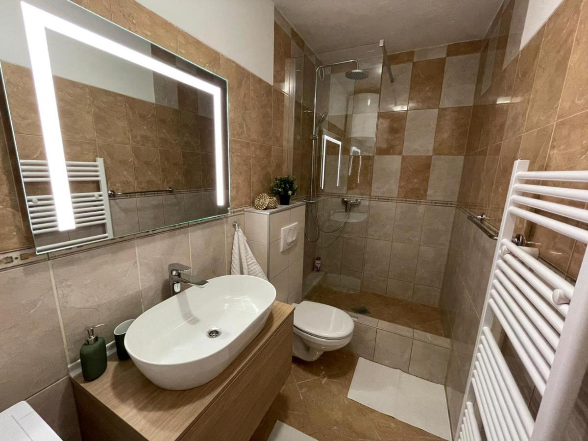 Apartment Branka Kustura Хвар Екстериор снимка