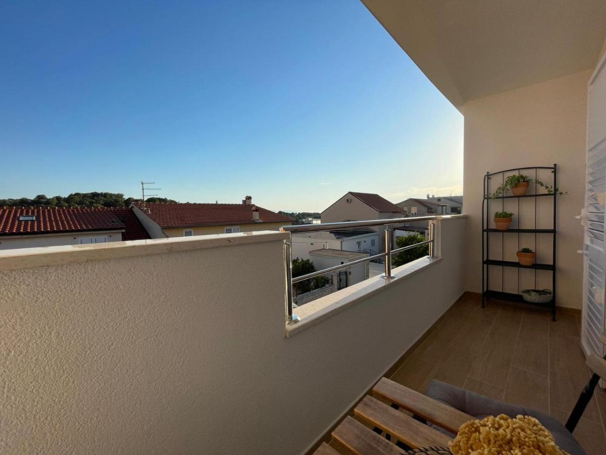 Apartment Branka Kustura Хвар Екстериор снимка